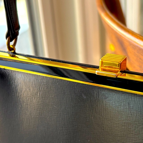 VINTAGE black leather COBLENTZ purse, hex-hinged snap closure, signature mirror - Picture 9 of 9